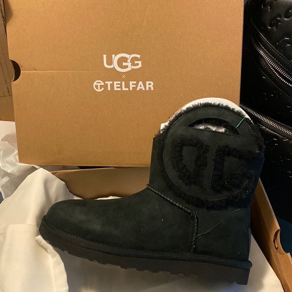 ugg telfar boot - Picture 2 of 2